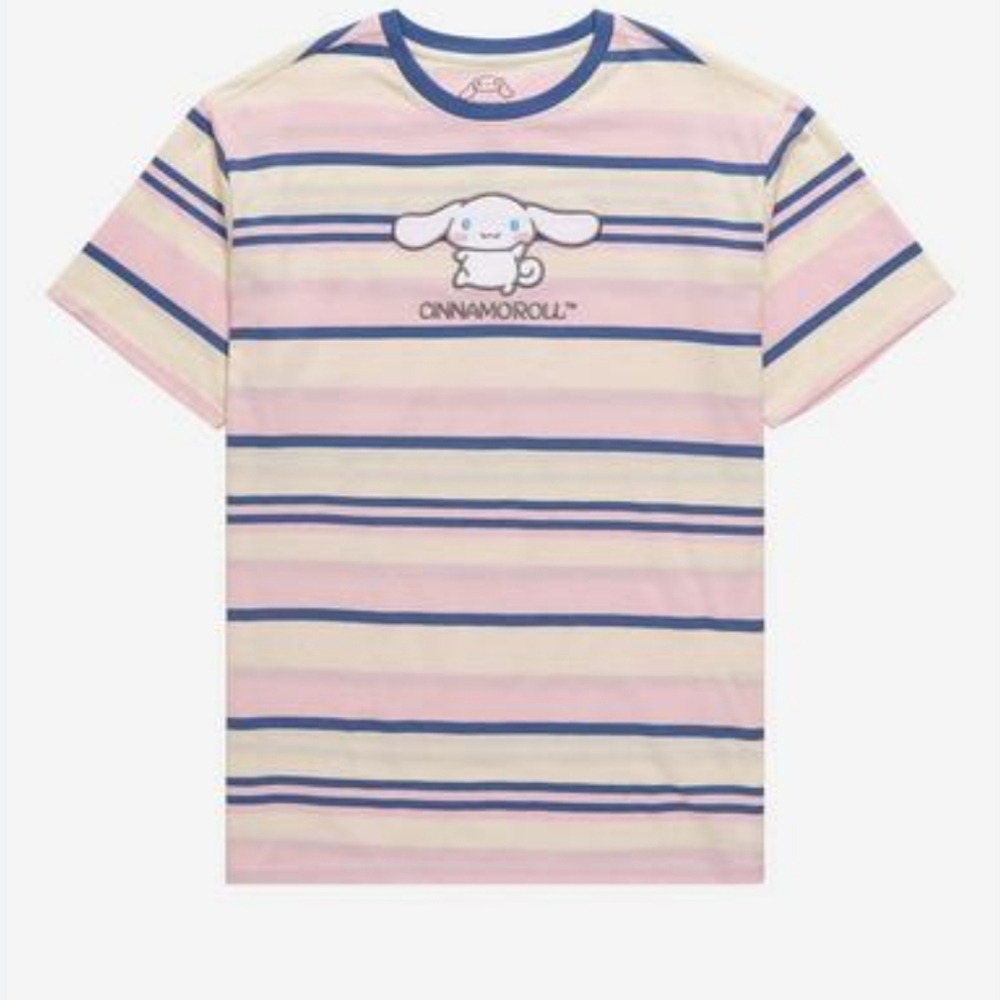 New with tags, Lunch box Cinnamoroll tshirt, size L